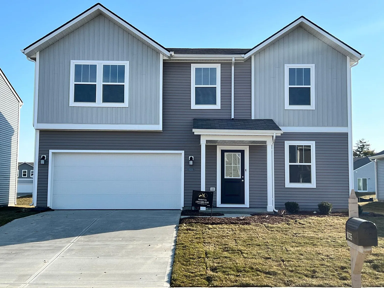 4 bed, 2.5 bath, 2169 sqft, $2,000 — Photo 1