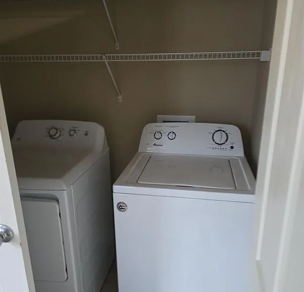 2173 Plantation Ln — Photo 6