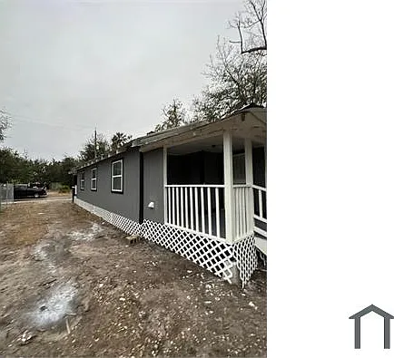 2267 Calvin St — Photo 8