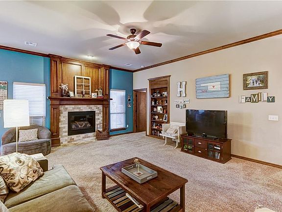 5th image of 12204 Chesterfield Ln