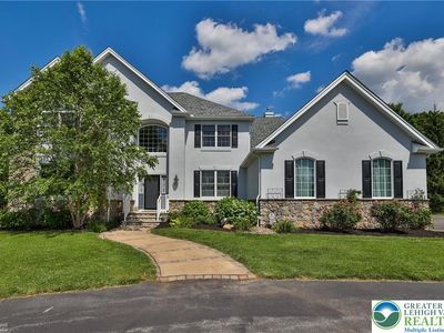 4464 Oakwood Ln, Nazareth, PA, 18064