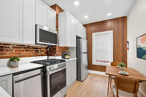 12 E Springfield St #3 Photo 1