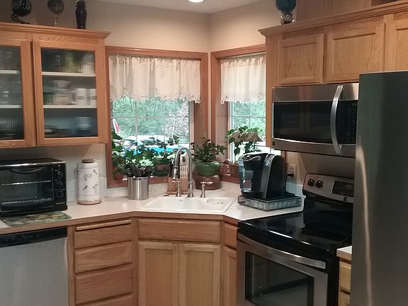 2nd image of 5416 NE Zephyr Ct