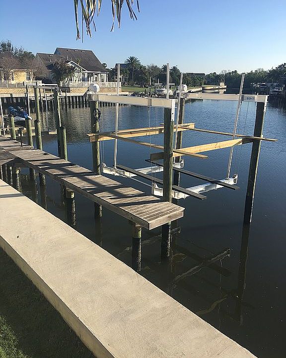 1st image of 423 Islebay Dr