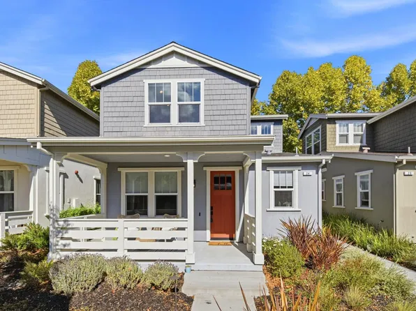 24 Cottage Lane, Novato, CA 94949