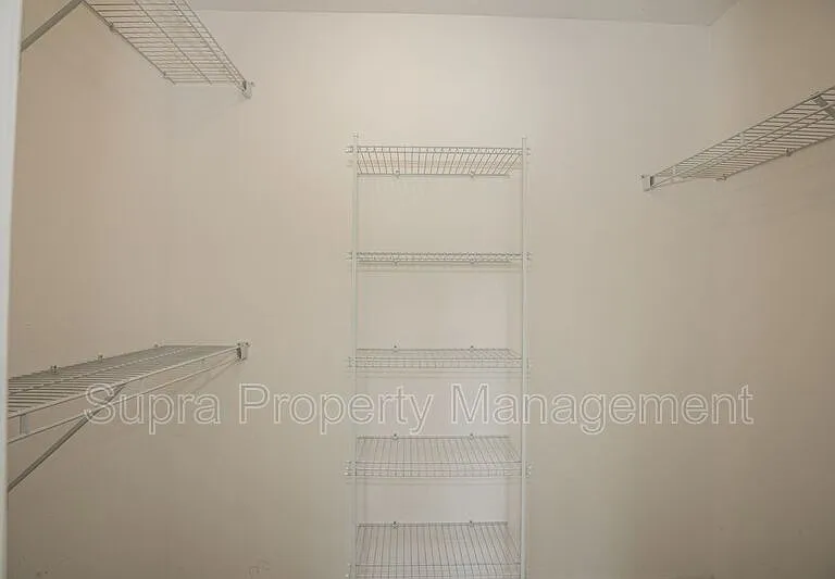 11657 Hickory Oak Dr — Photo 20