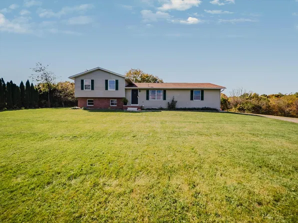 1026 S T 129, Zanesfield, OH 43360