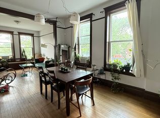 2104 S Washtenaw Ave APT 3F, Chicago, IL 60608