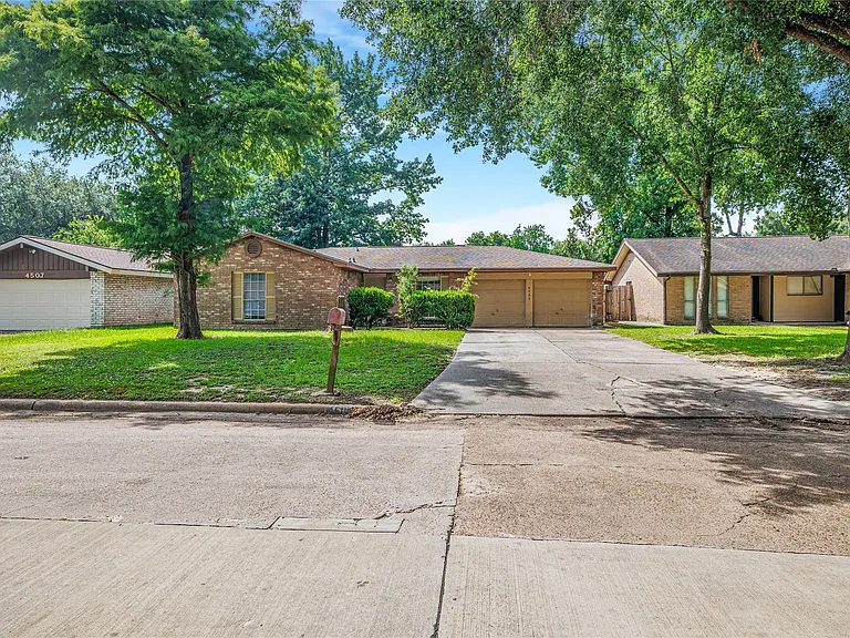 4503 McCleester Dr — Photo 2