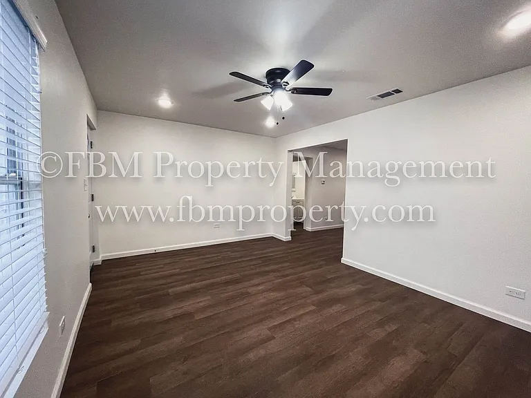 207 Kirksey St — Photo 4
