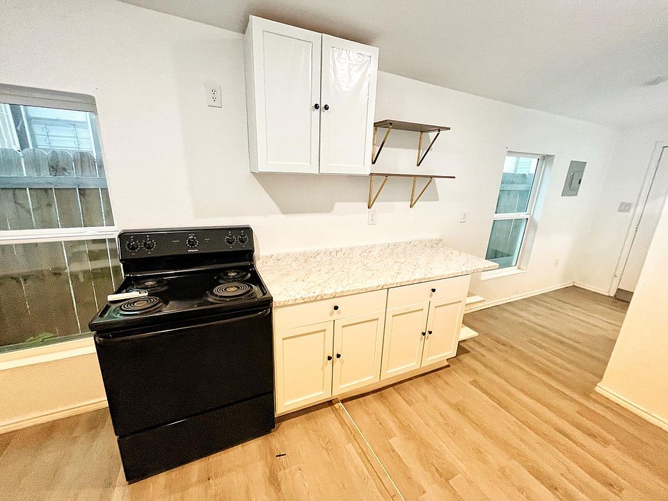 1st image of 138 Avant Ave #B