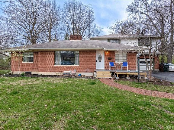 3rd image of 89 Winnet Dr