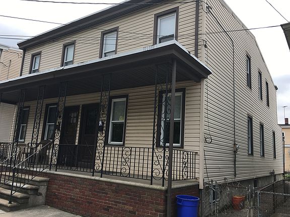 2nd image of 326 Somerset St