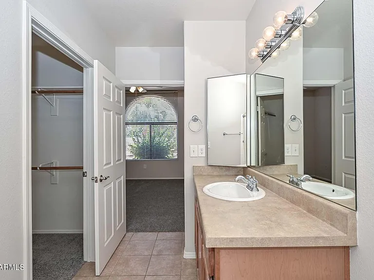750 E Northern Ave #1100 — Photo 22