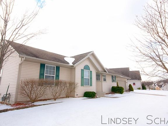 2nd image of 308 Glencarin Dr NE