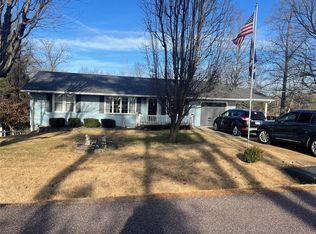 2808 Old Gray Summit Rd, Pacific, MO 63069