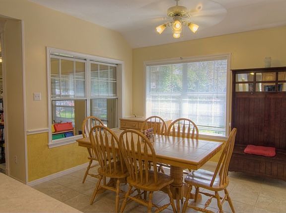 Breakfast Room