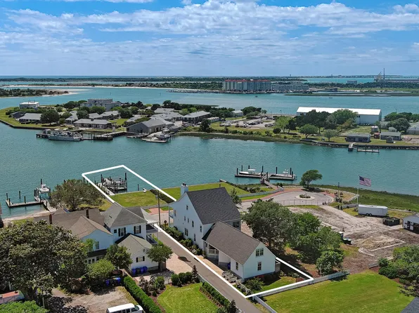 102 & 113 Front Street, Beaufort, NC 28516