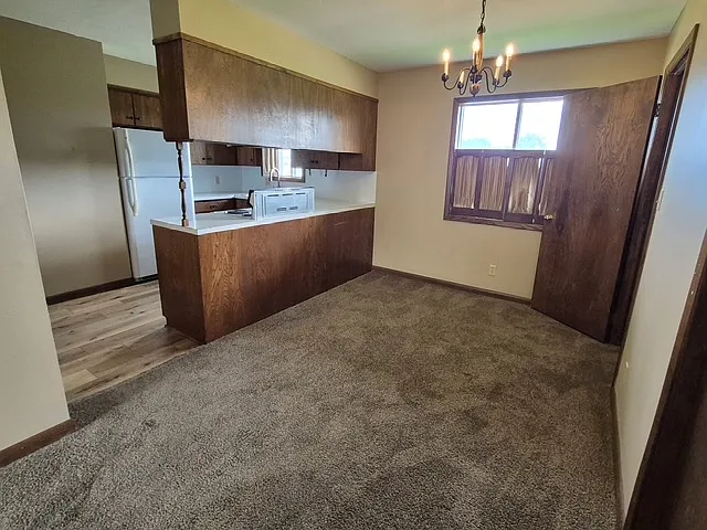 1444 N B St #7 — Photo 5