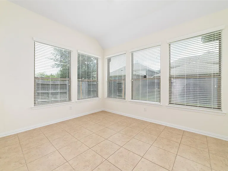 17314 Aldenwilds Ln — Photo 27