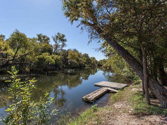 Home Backs to Lake