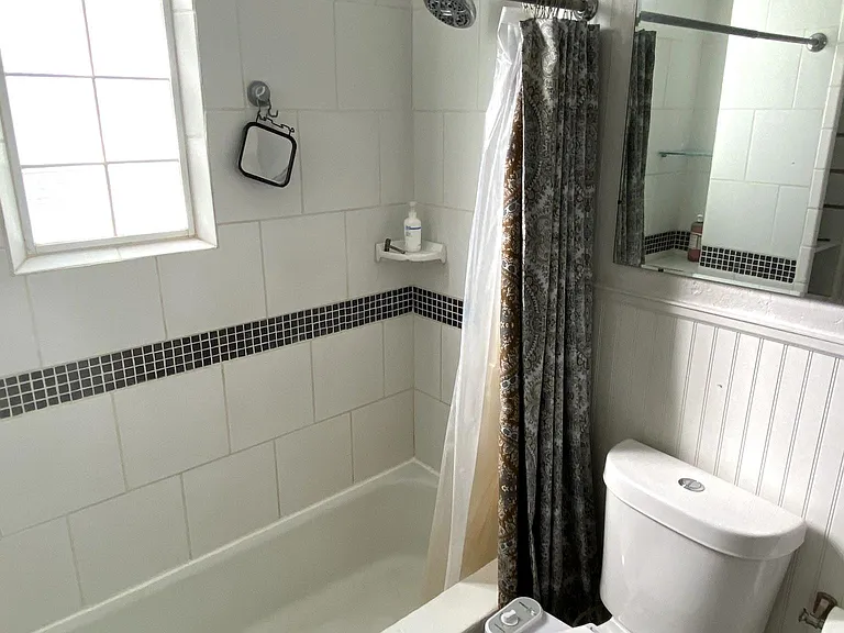 234 S Johnson Ave — Photo 13