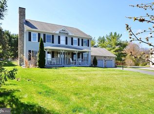 2372 Corinna Ct, State College, PA