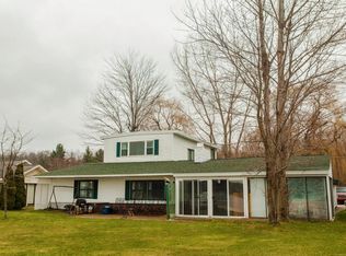 6075 Hubbard Rd, Muskegon, MI 49442