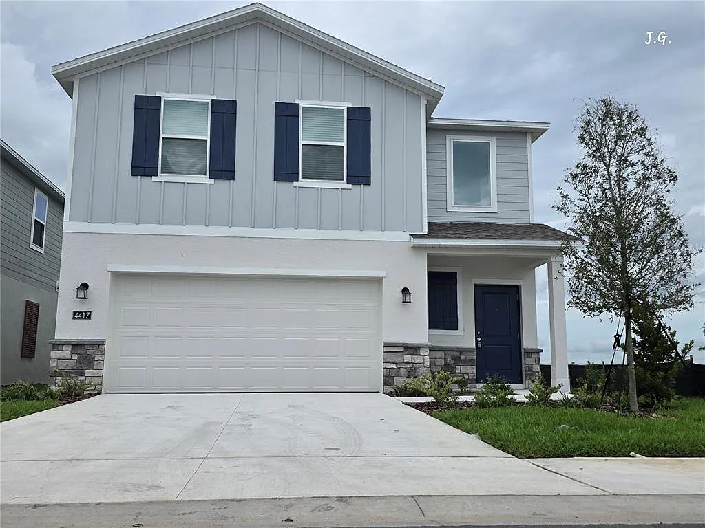 4 bed, 2.5 bath, 1880 sqft, $2,195 — Photo 2