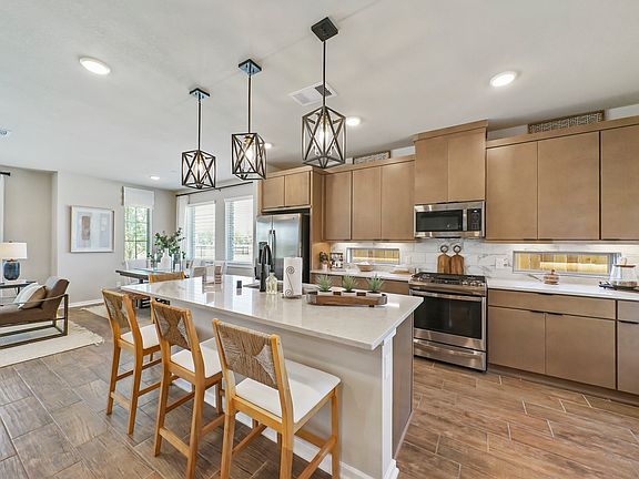7th image of this home