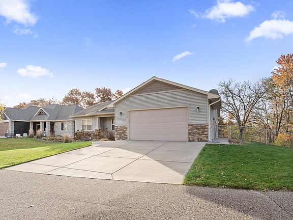 3rd image of 2136 Greenwood Valley Dr