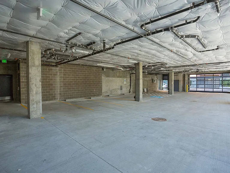 The Montessa | Modern Living in Portland's Vibrant Slabtown Neighborhood — Photo 12