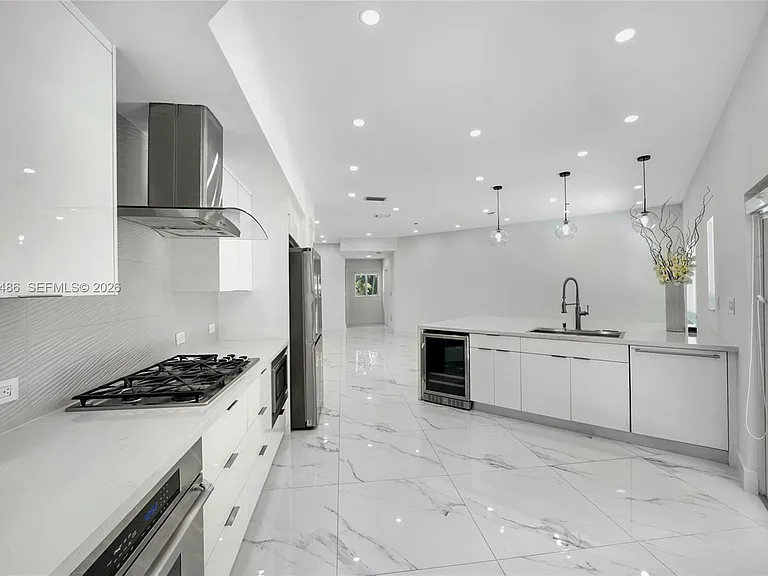 711 Sunset Rd — Photo 13