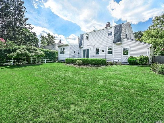 2nd image of 42 Pinetree Ln