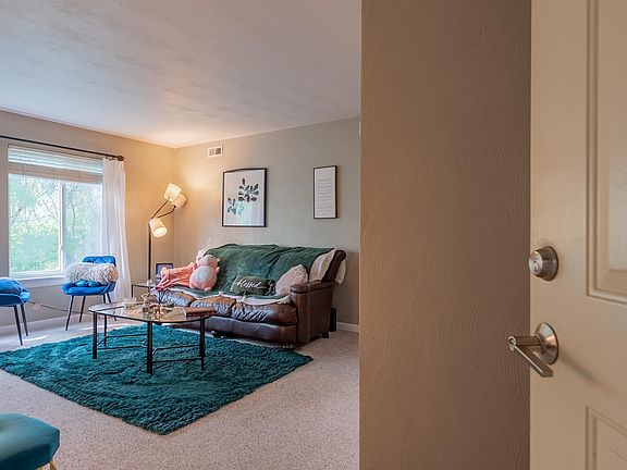 3rd image of 1790 Liberty Ln #D43
