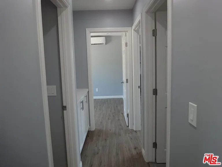 1151 Royal Ave — Photo 15