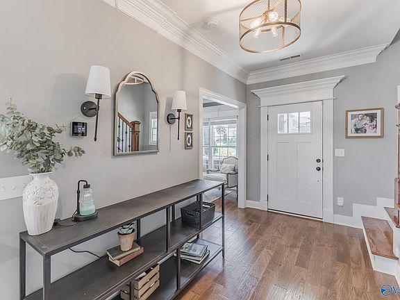 3rd image of 130 Waxwing St