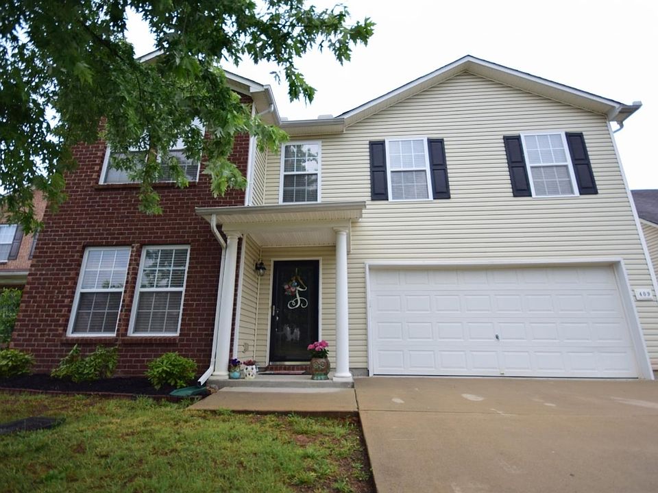 1st image of 409 Creek Oak Dr