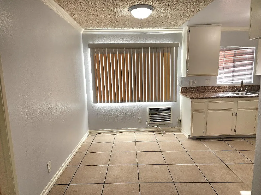2 bed, 775 sqft, $2,095 — Photo 3