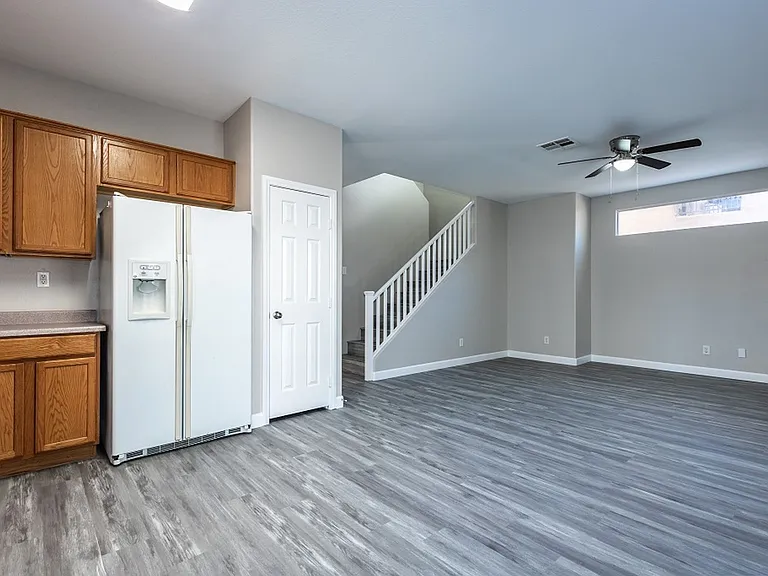 7019 Azure Beach St — Photo 9