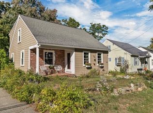 506 Vinton St, Manchester, NH 03103