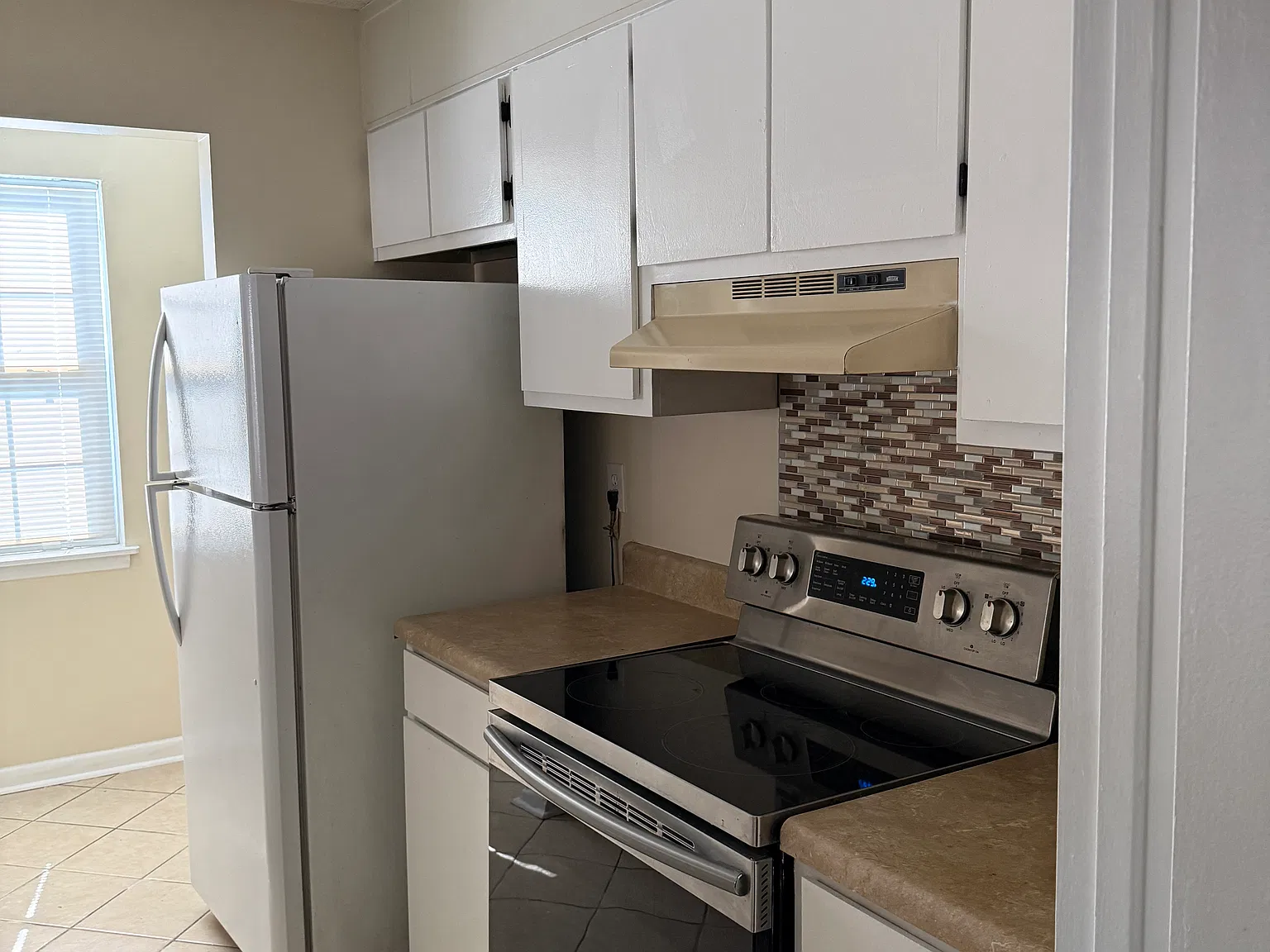 3 bed, 1246 sqft, $1,300 — Photo 4