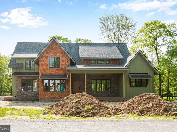 15 Grand Estates Dr, McHenry, MD 21541