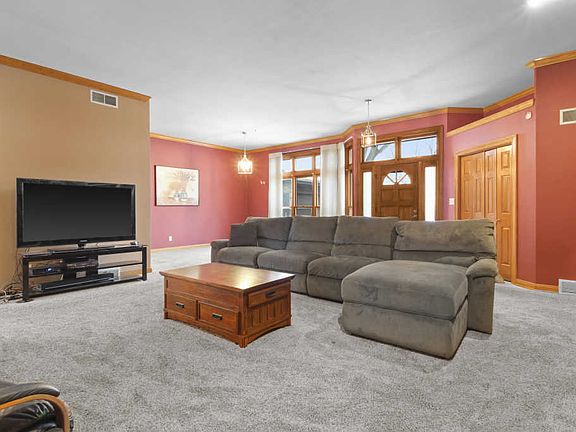 4th image of 12304 W Edgerton Ave