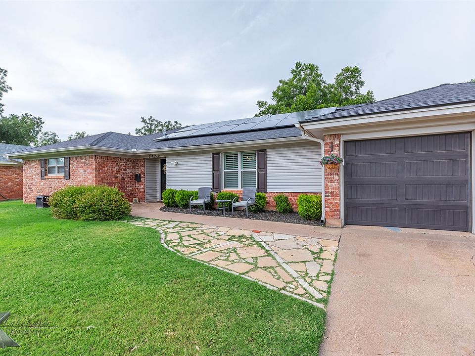 1st image of 2050 Brentwood Dr