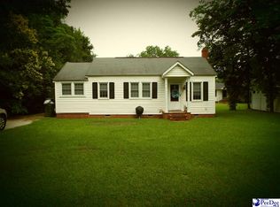 906 Sparrow Ave, Hartsville, SC 29550