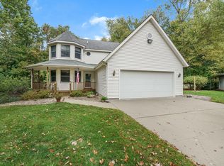 353 41st St, Allegan, MI 49010