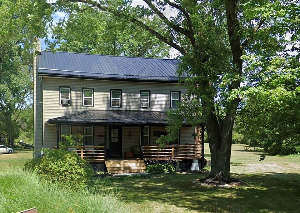 1st image of 13222 Lexington Ave NE