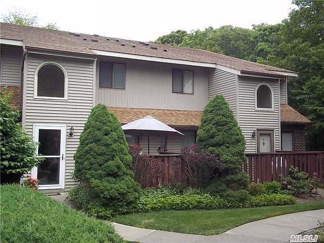 1st image of 900 Skyline Dr