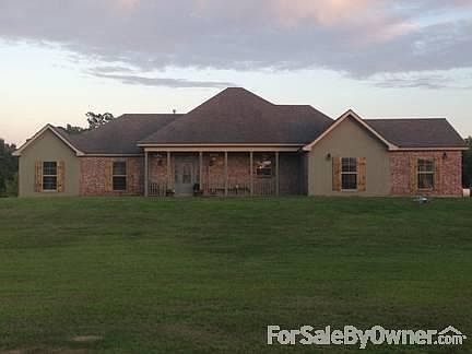 1st image of 215 Fleur De Lis Ln